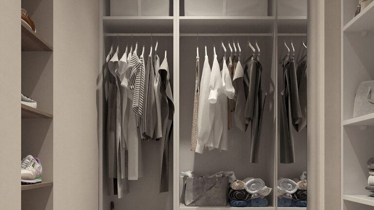 Jak tworzyć zrównoważoną garderobę?